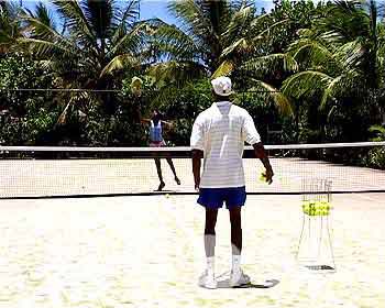 GB05TENNIS005