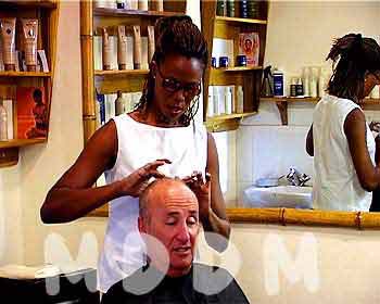 GB05HAIRDRESSER001