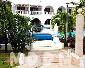 JBCOURTYARD006