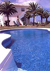 Antigua hotels: Dove Cove Hotel pool.
